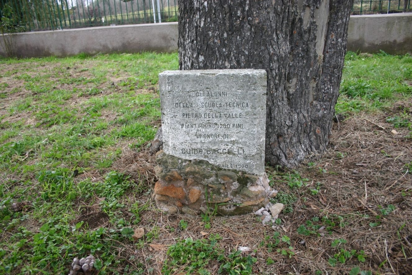 Guido Baccelli's Arbor Day memorial tablet, Via Latina archeological area, Rome - 02.JPG